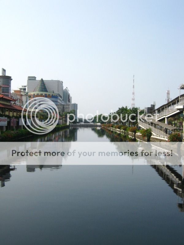 Mangga Dua Square River Mangga Dua Square River