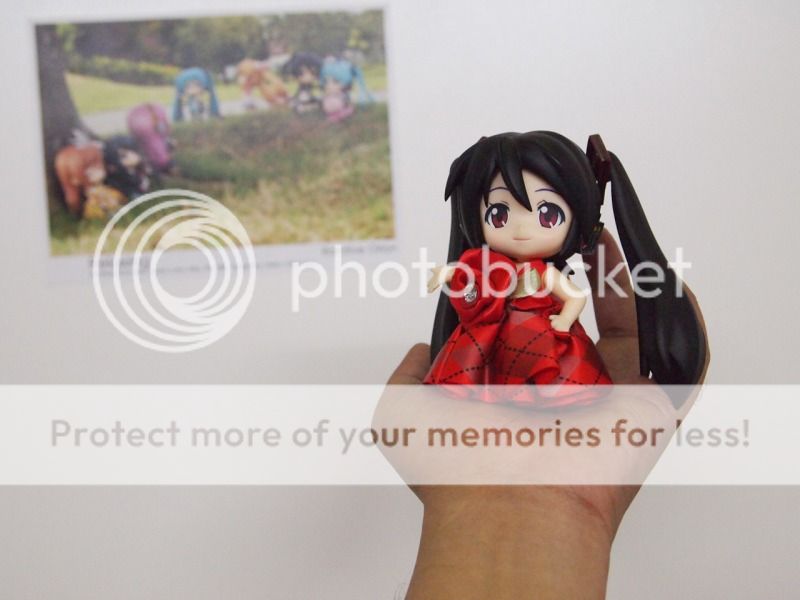 Beautiful custom colored Nendoroid Beautiful custom colored Nendoroid