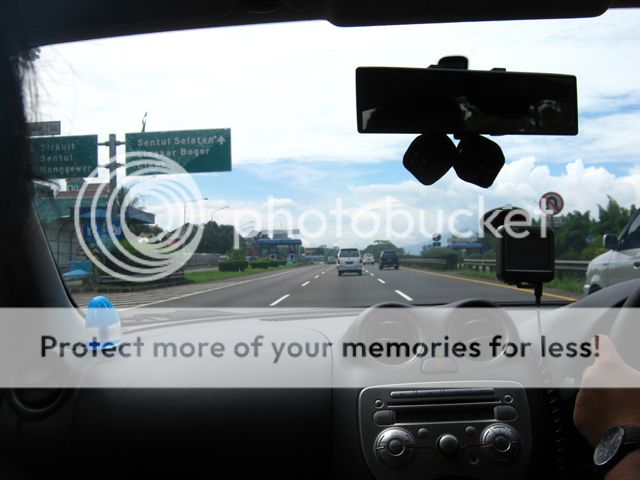 Driving to Sentul Driving to Sentul