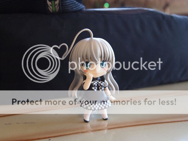 Nyaruko (By Shuuya57) Nyaruko (By Shuuya57)
