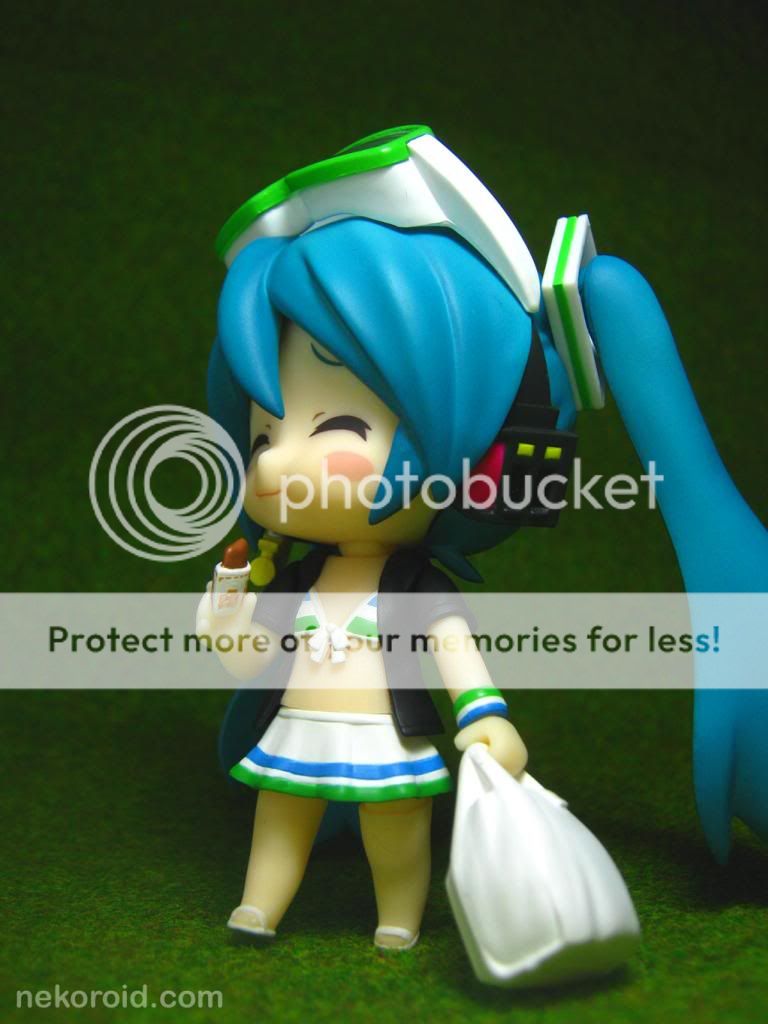 nendoroid miku hatsune familimart