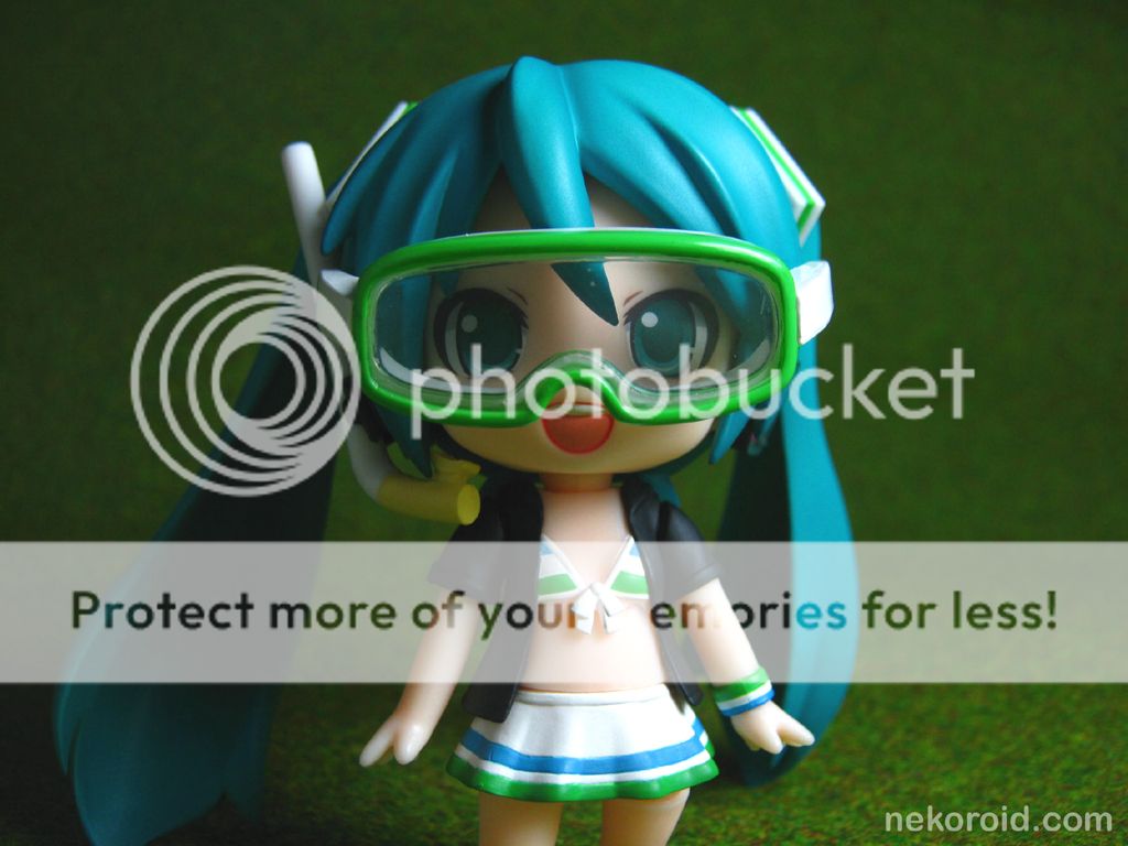 nendoroid miku hatsune swimwear ver.