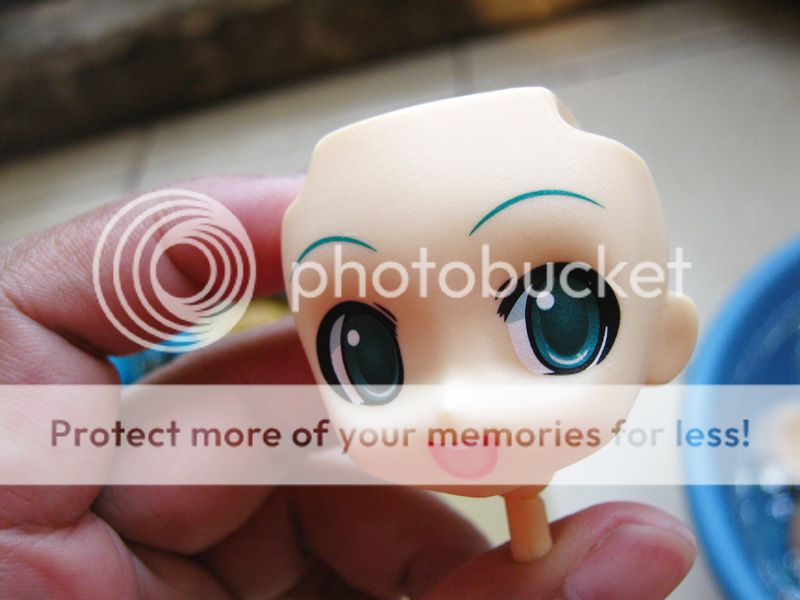 A happy Miku is a clean miku A happy Miku is a clean miku