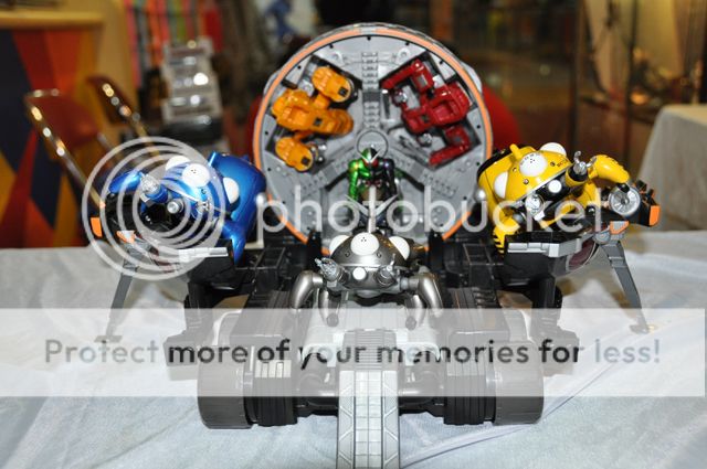 Kamen Rider W x Tachikomas Kamen Rider W x Tachikomas