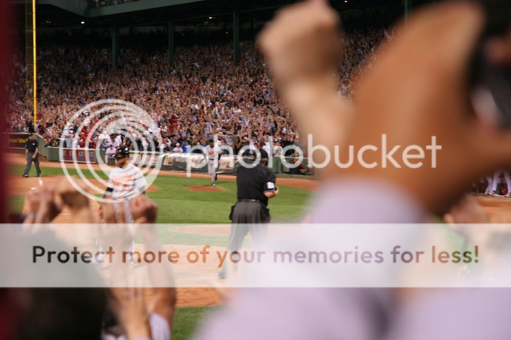 IMAGE: http://i362.photobucket.com/albums/oo68/wintergreen17/thefinalstrike.jpg